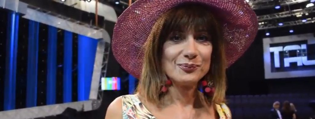 Vladimir Luxuria trionfa a Tale e Quale Show: "Ce la sto mettendo tutta" - Video