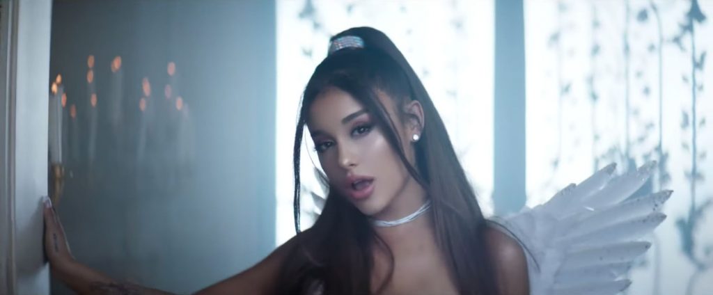 Fabio Volo contro Ariana Grande e il web insorge: la polemica