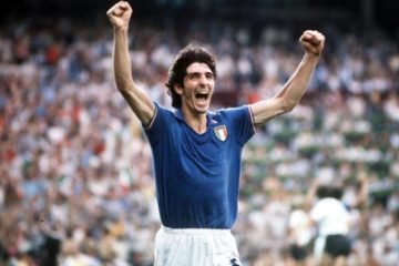 È morto Paolo Rossi, addio al calciatore campione del mondo 1982