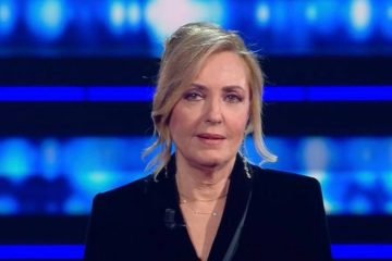 Sanremo 2021, Famiglia Tenco contro Barbara Palombelli: “Chiacchiericcio ignorante”